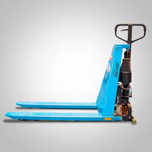 Transpalete pantográfico PPE1500 com garfo elevado, Paletrans no DF