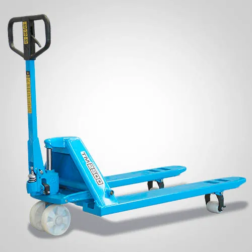 Transpalete manual Paletrans TM2500 em Brasília, garfos de 1.150 mm