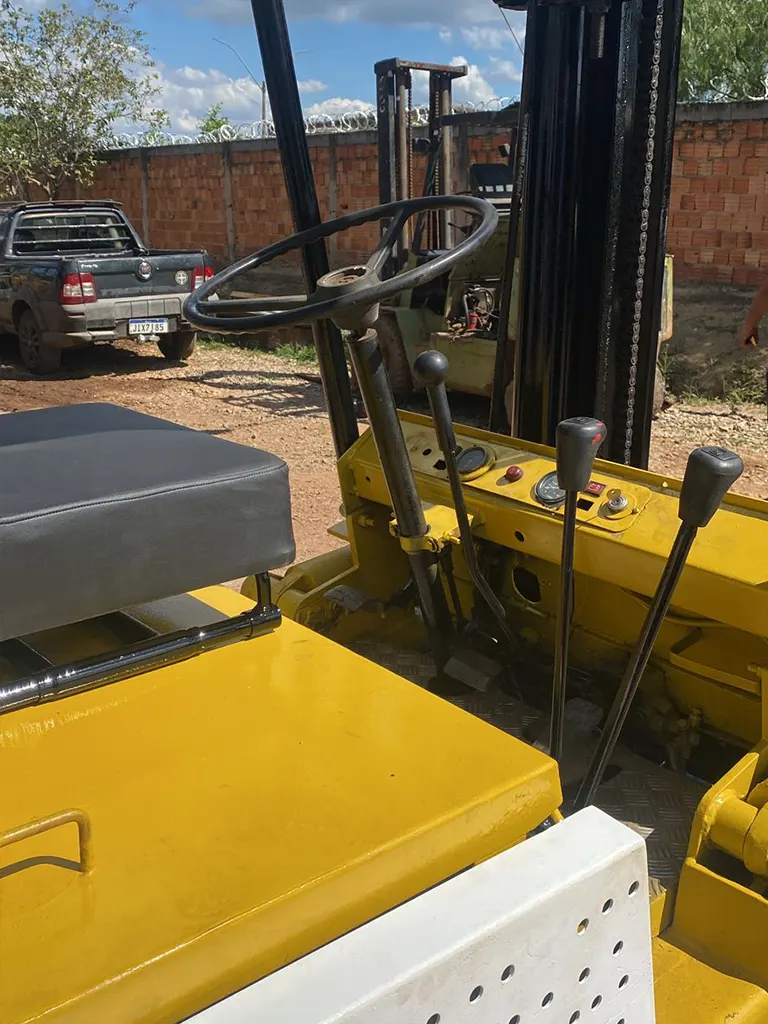 empilhadeira-usada-brasilia-yale-df